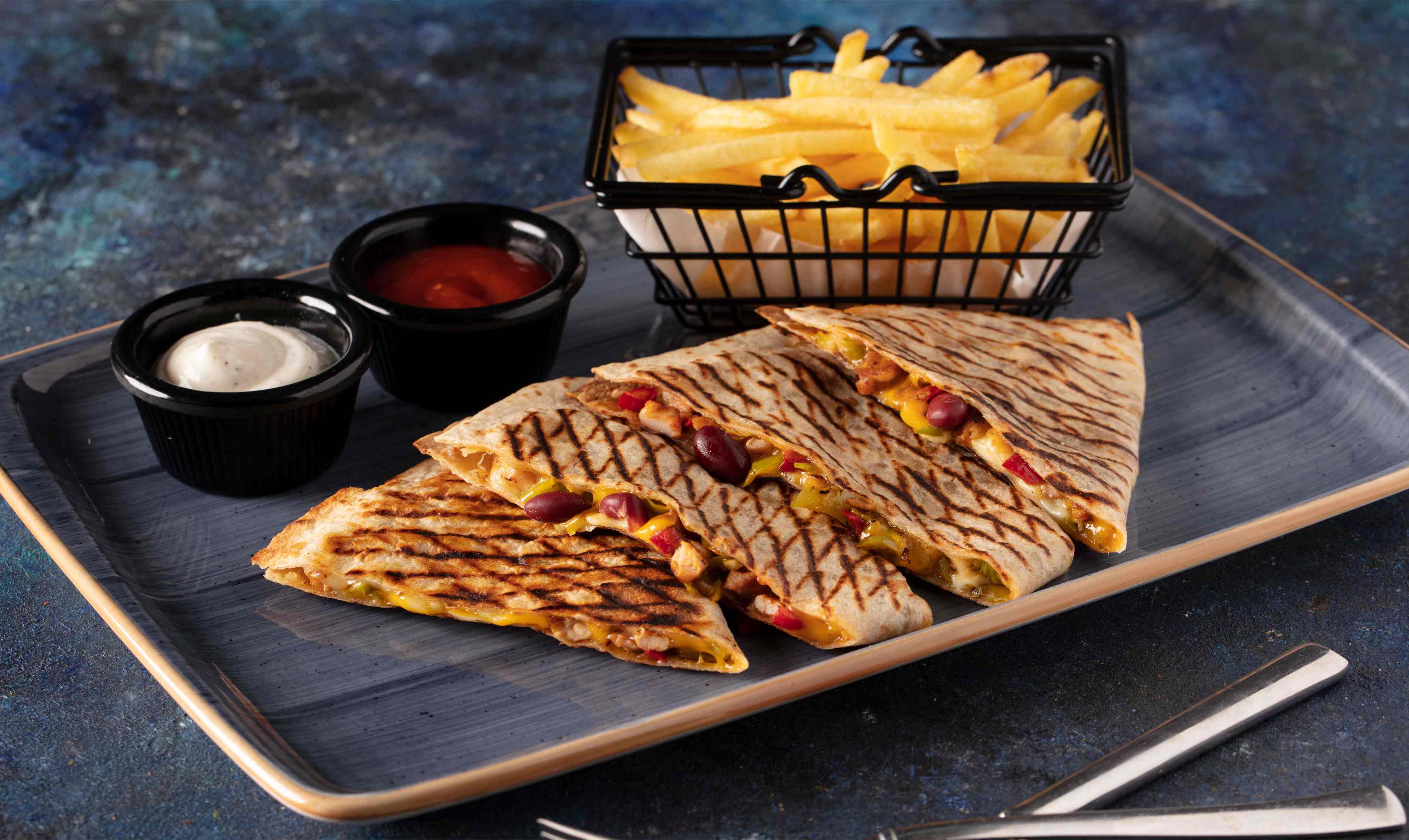 Tavuklu Quesadilla (120 gr)